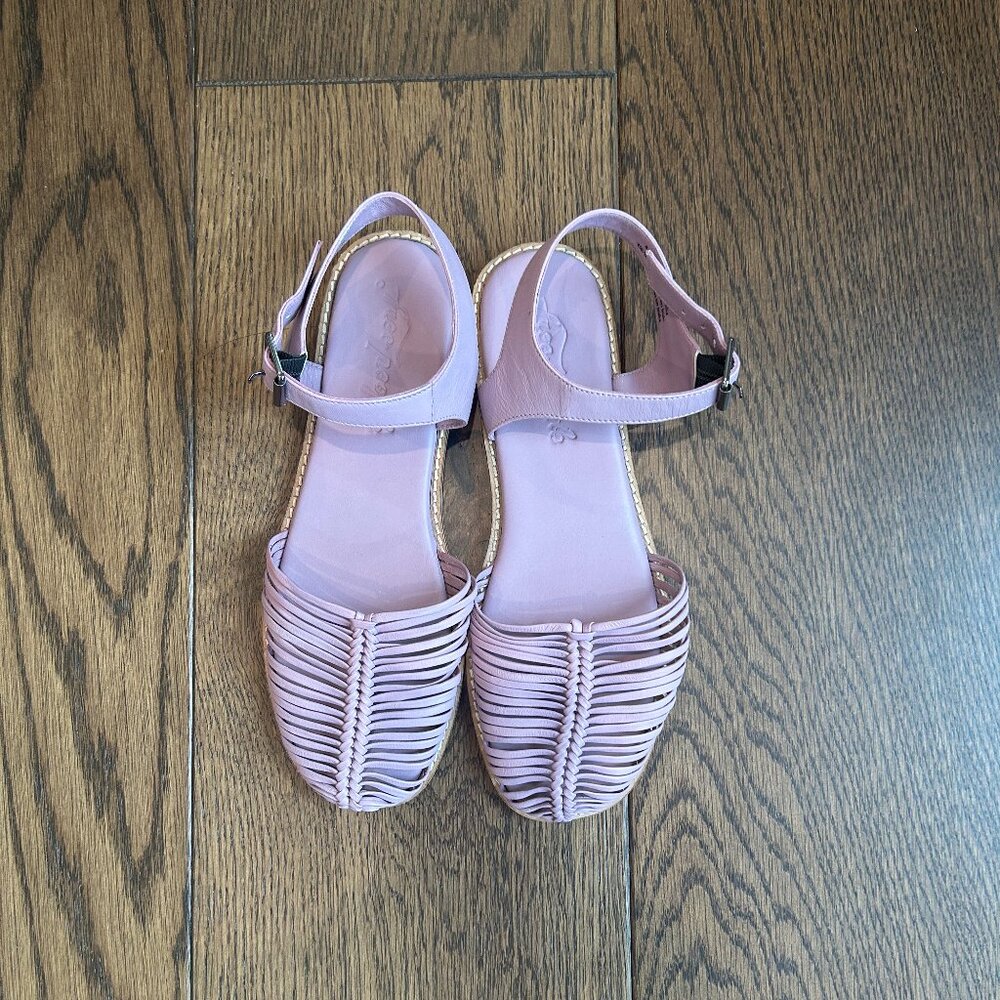 Free People Frankie Fisher Sandals - Brand New - Size 8.5 - Sold Out Online